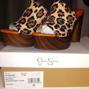 Jessica Simpson Shelbie block heel platform Mule in Leopard